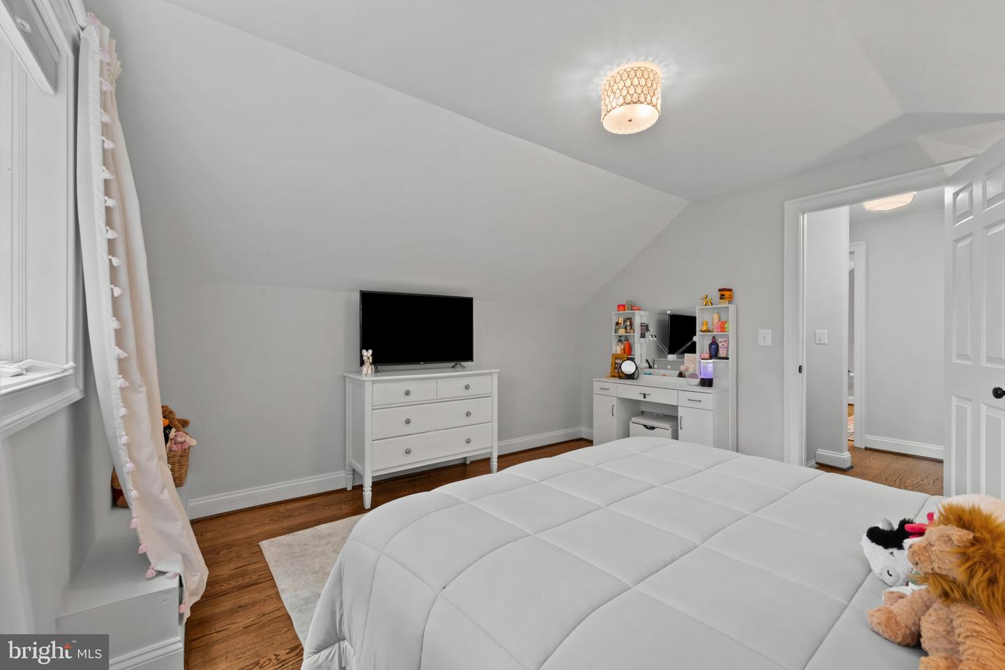 7807 Overbrook Rd Property Photo 32
