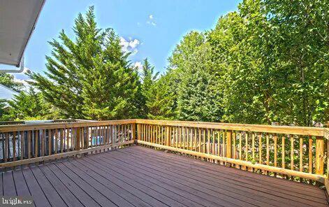4982 Lockard Dr Property Photo 8