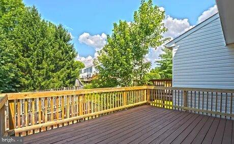 4982 Lockard Dr Property Photo 9
