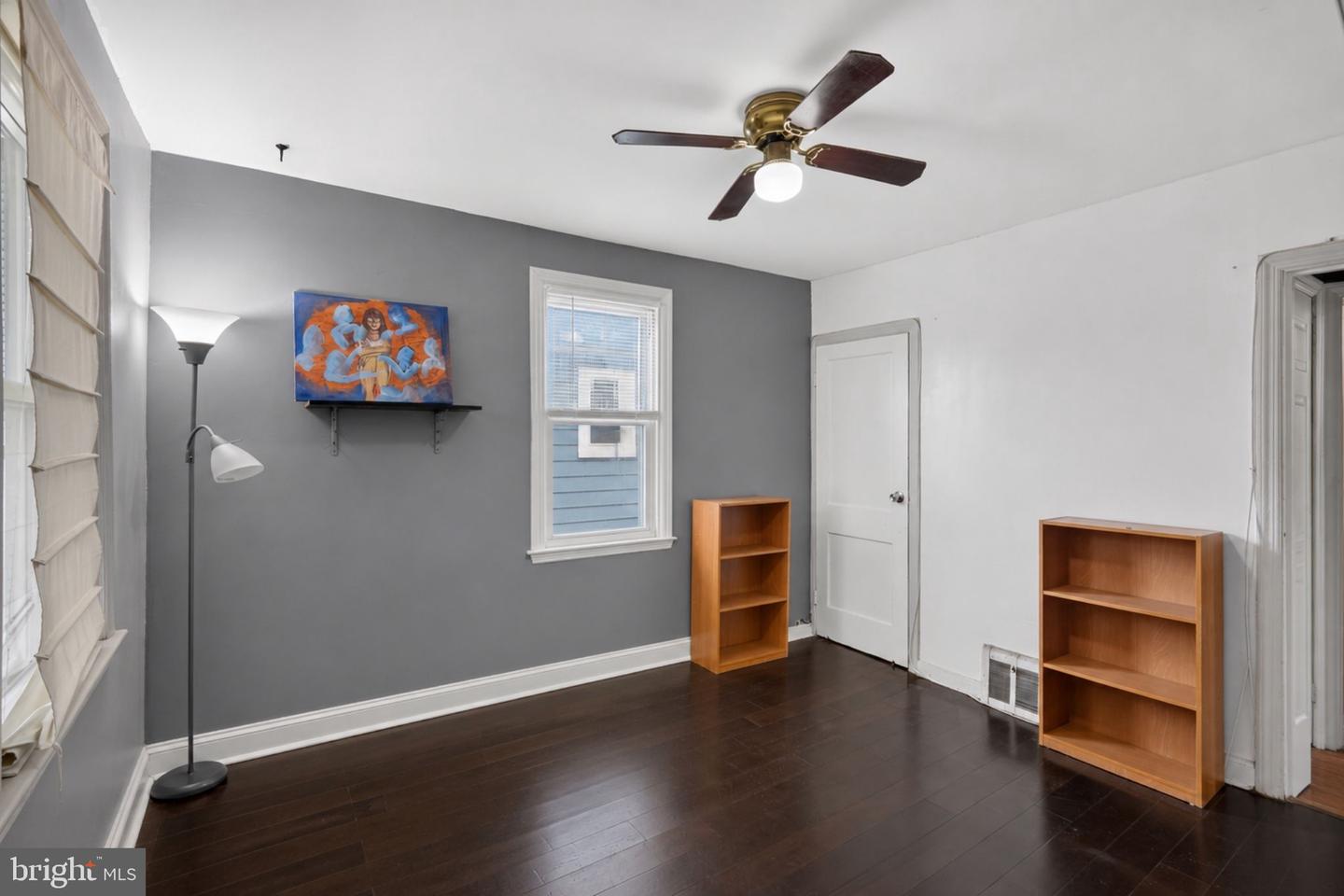 38 Lincoln Ave Property Photo 13