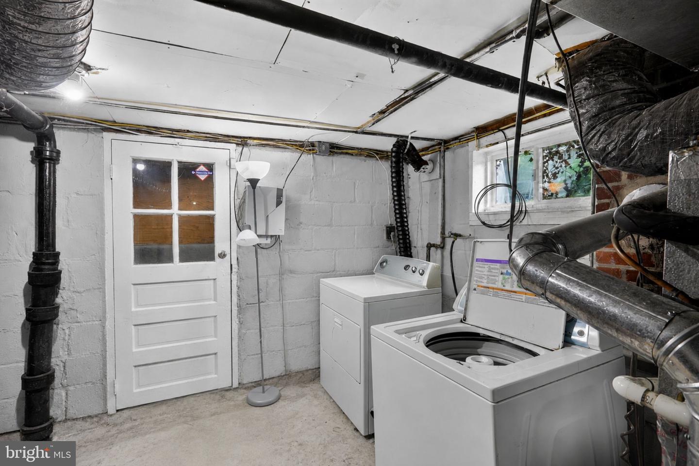 38 Lincoln Ave Property Photo 26
