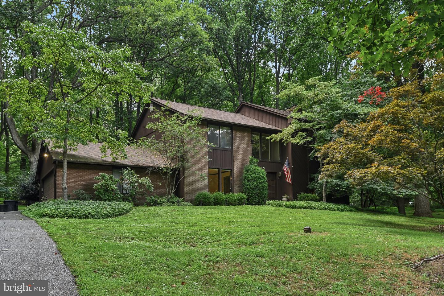 11112 Valley Heights Dr Property Photo 1