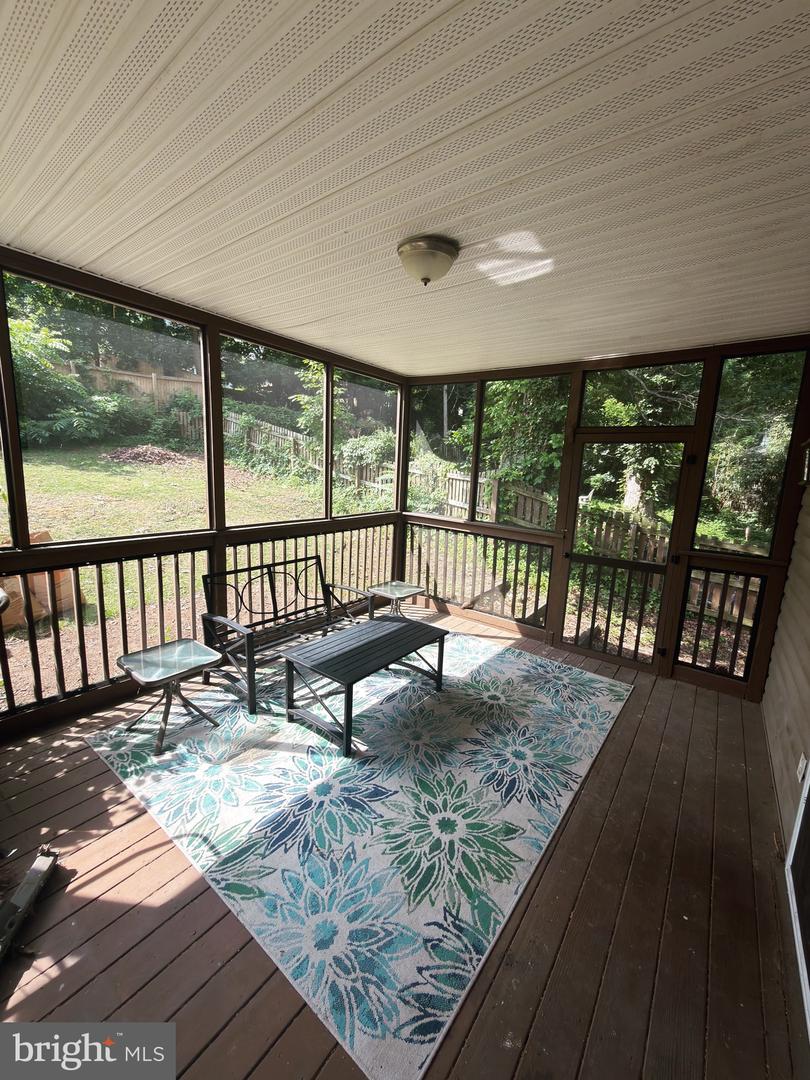 3 Beacon Hill Rd Property Photo 2