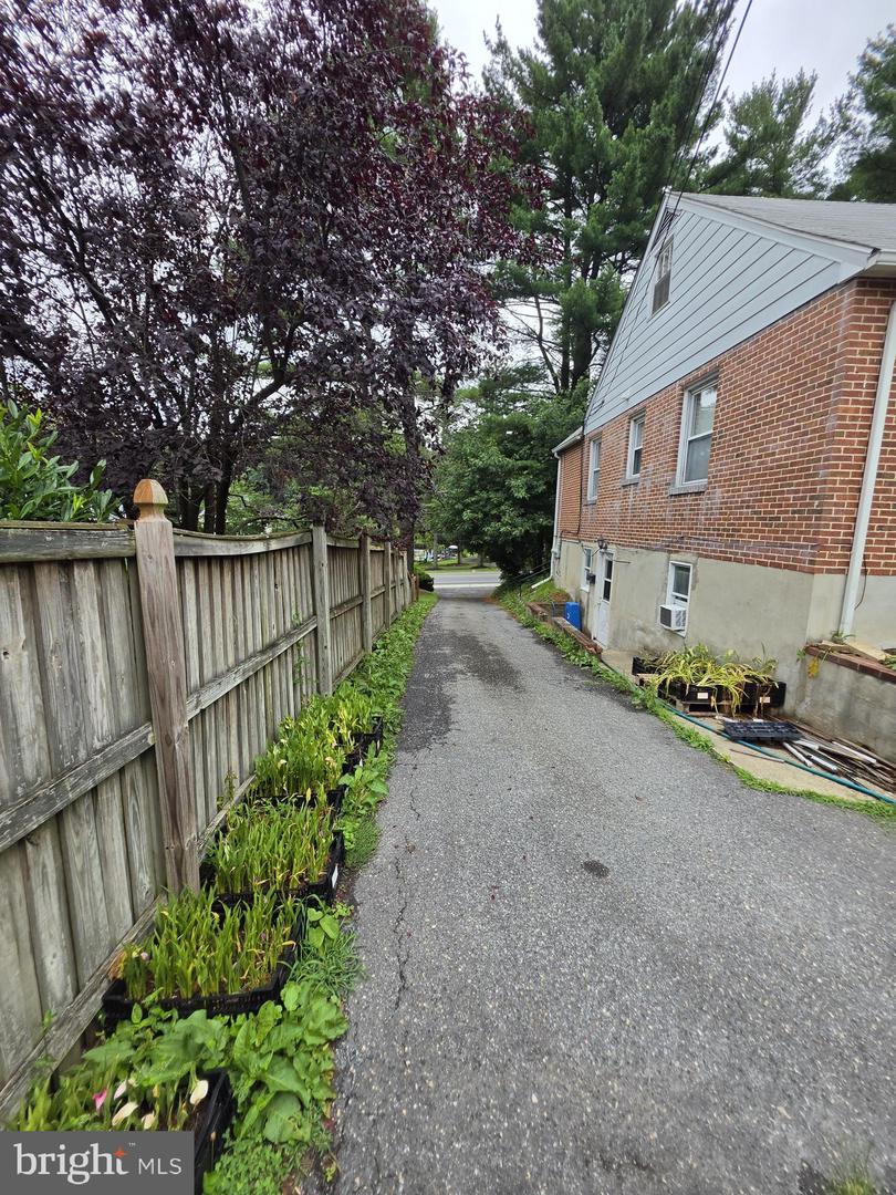 1617 Frederick Rd Property Photo 7