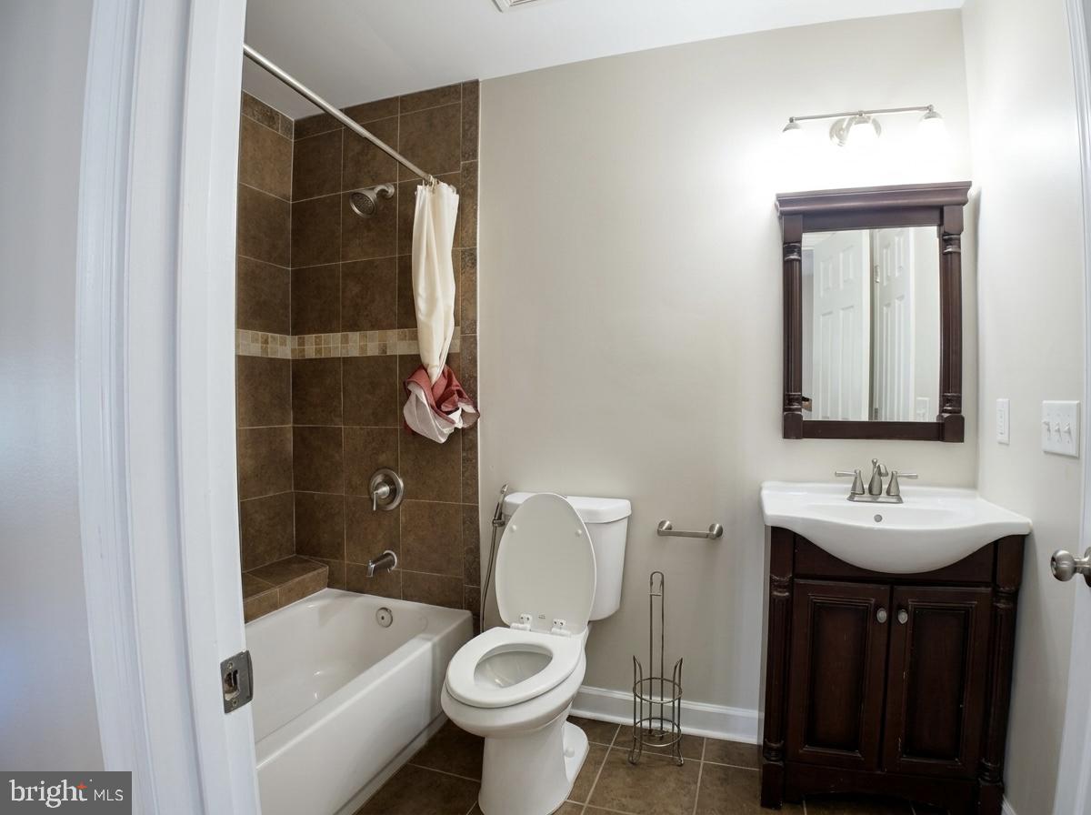 3755 Foxford Stream Rd Property Photo 13