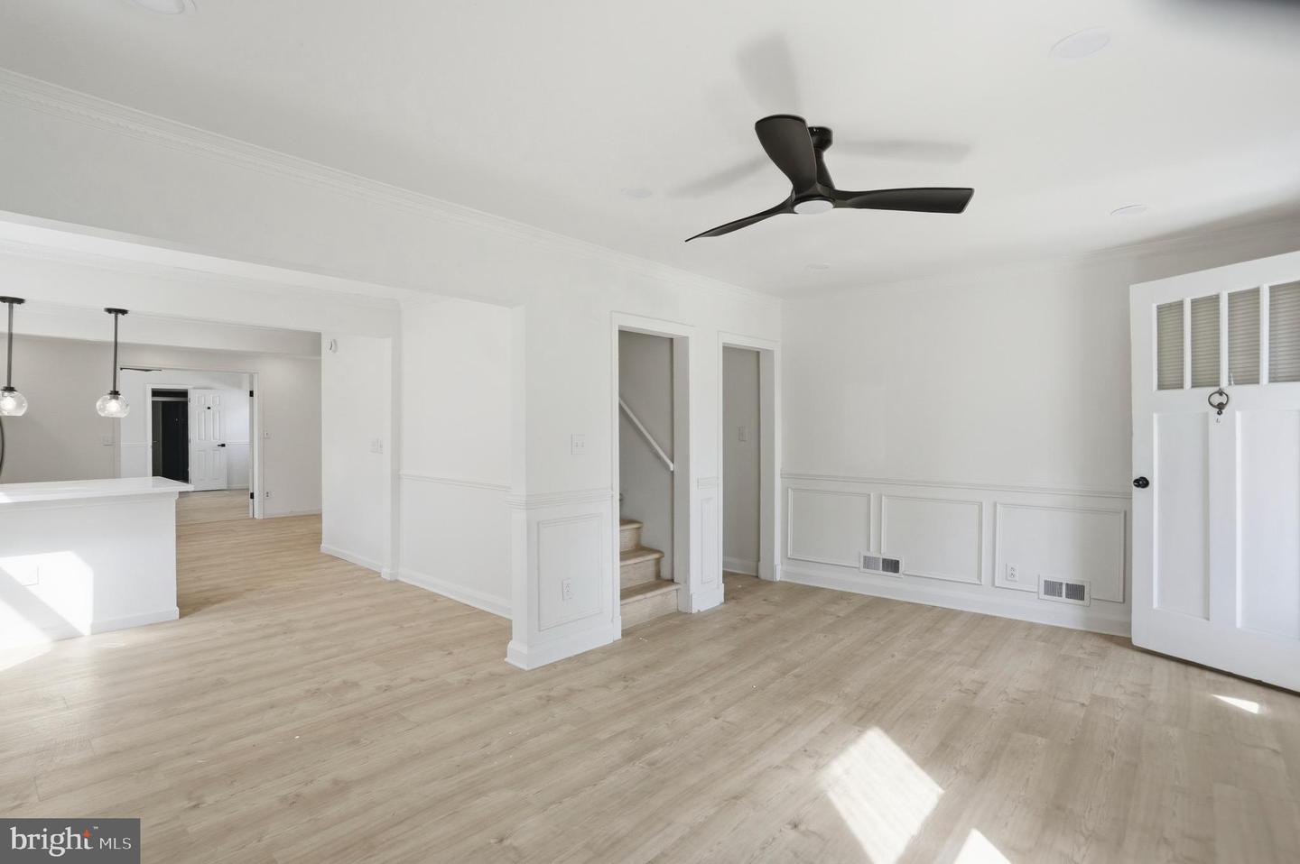 4222 Thorncliff Rd Property Photo 12