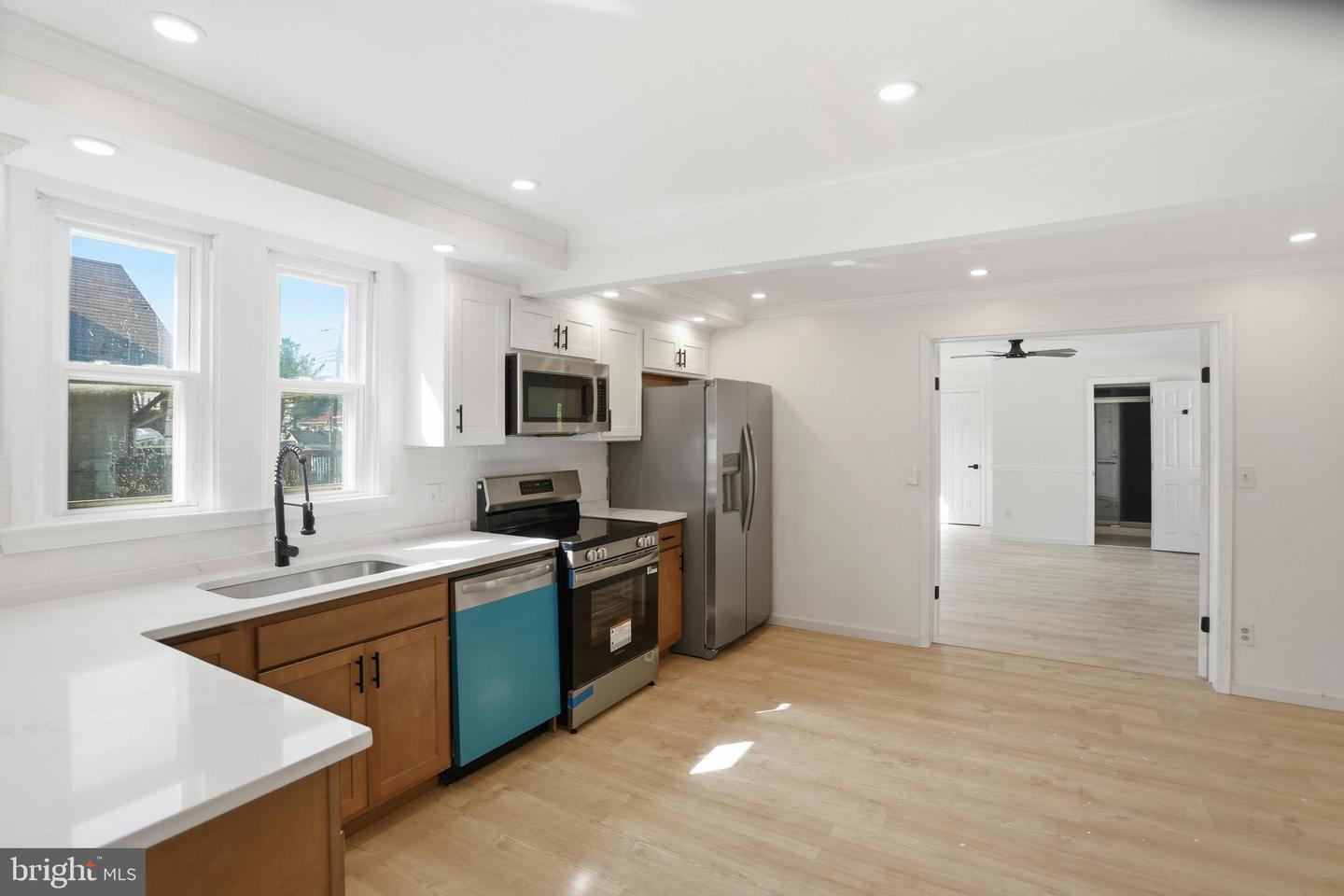 4222 Thorncliff Rd Property Photo 16
