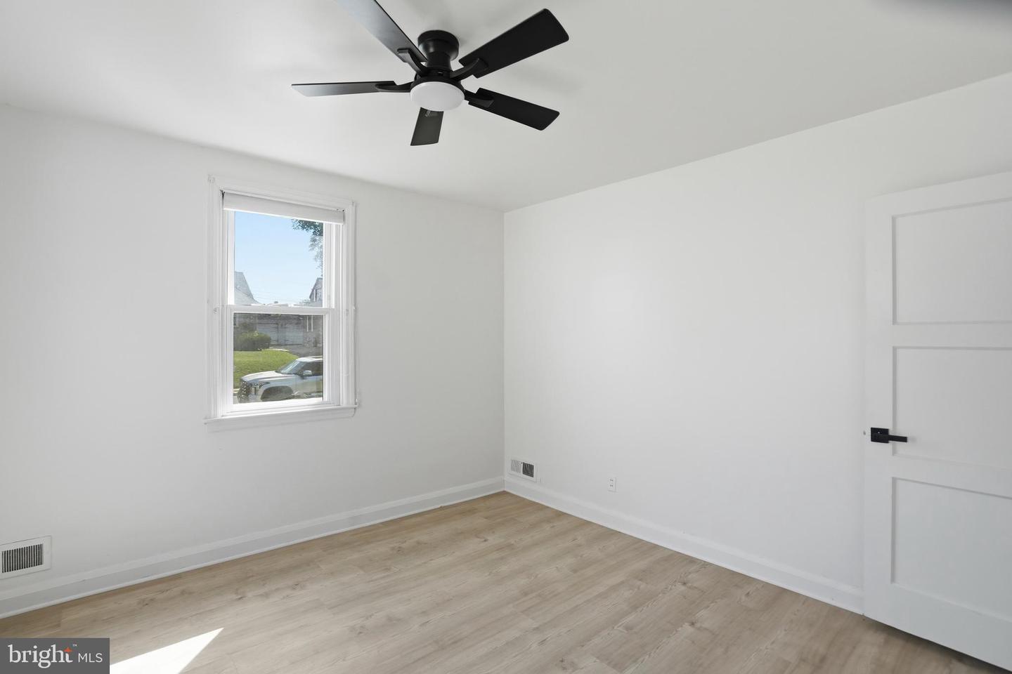 4222 Thorncliff Rd Property Photo 26