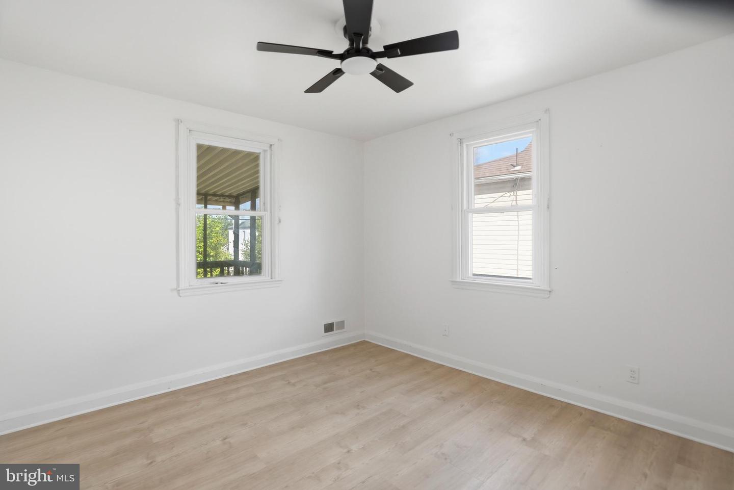 4222 Thorncliff Rd Property Photo 27