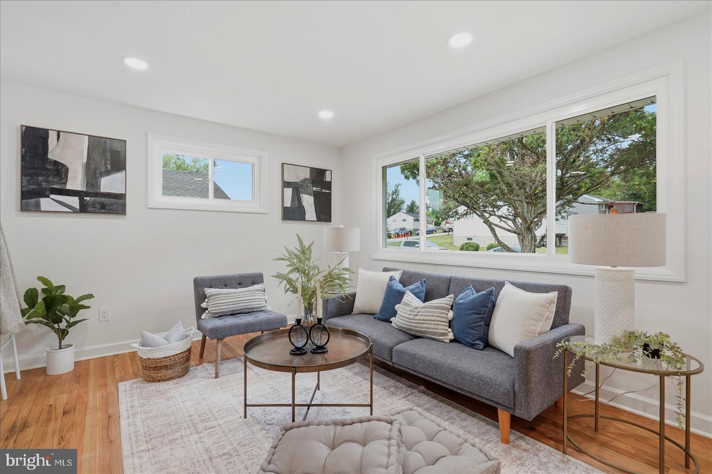 3 Bright Cir Property Photo 5