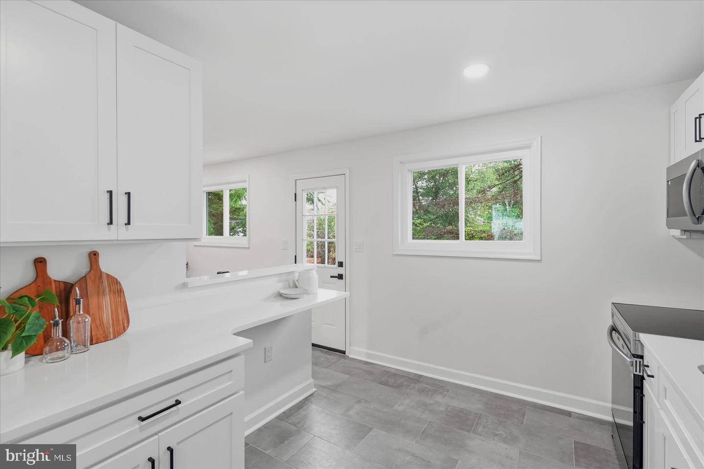 3 Bright Cir Property Photo 12