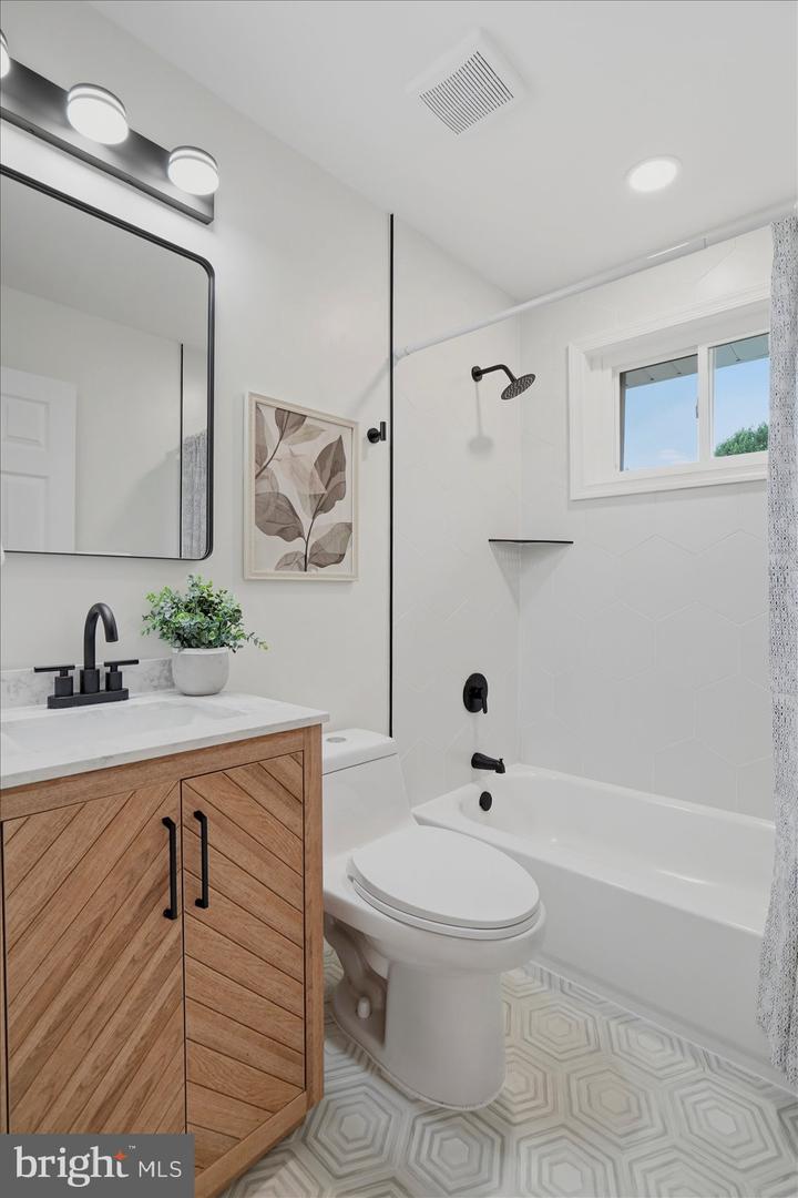 3 Bright Cir Property Photo 17