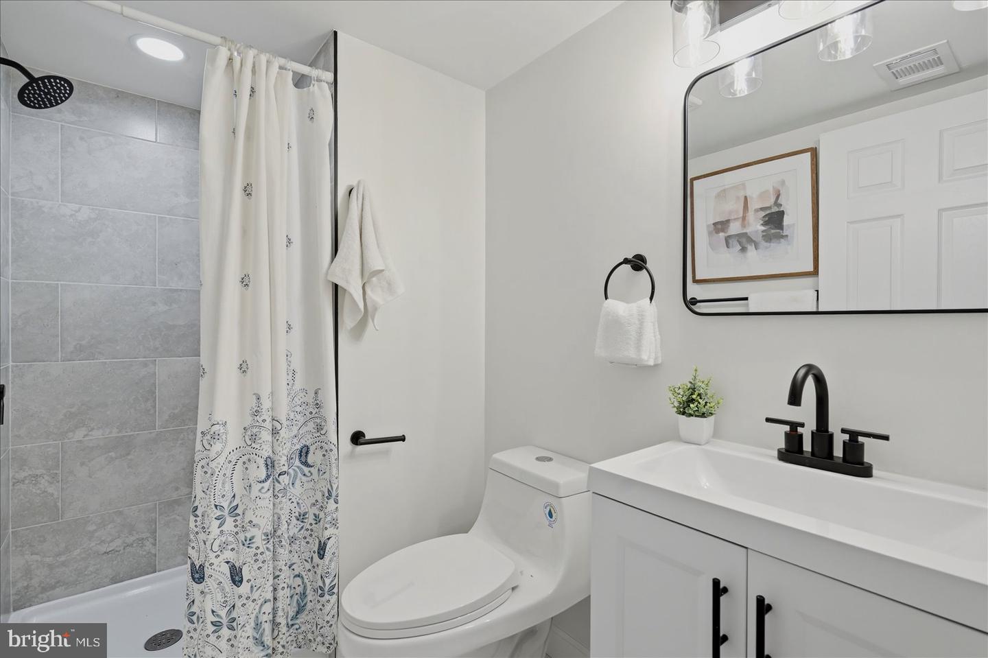 3 Bright Cir Property Photo 31