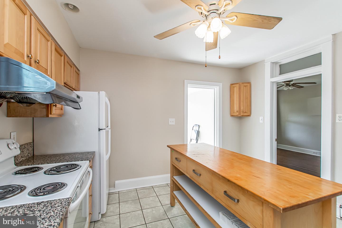 67 Burke Property Photo 29