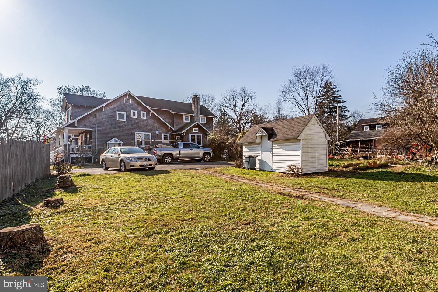 67 Burke Property Photo 38