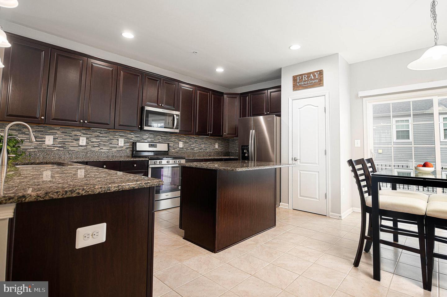 913 Morgan Run Rd Property Photo 17