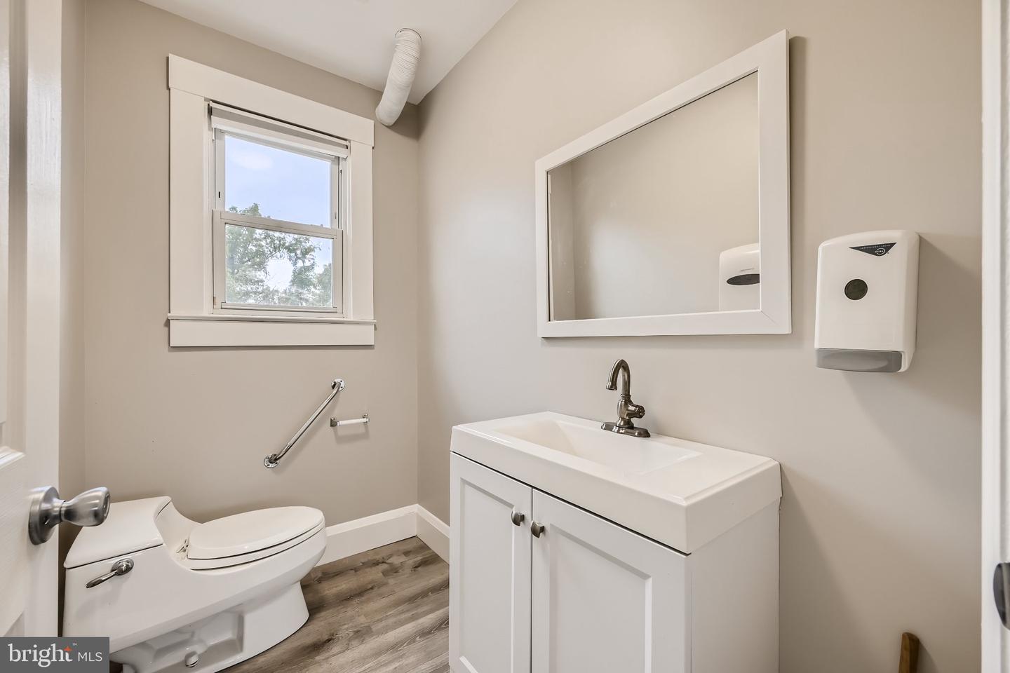 1805 E Joppa Rd Property Photo 25