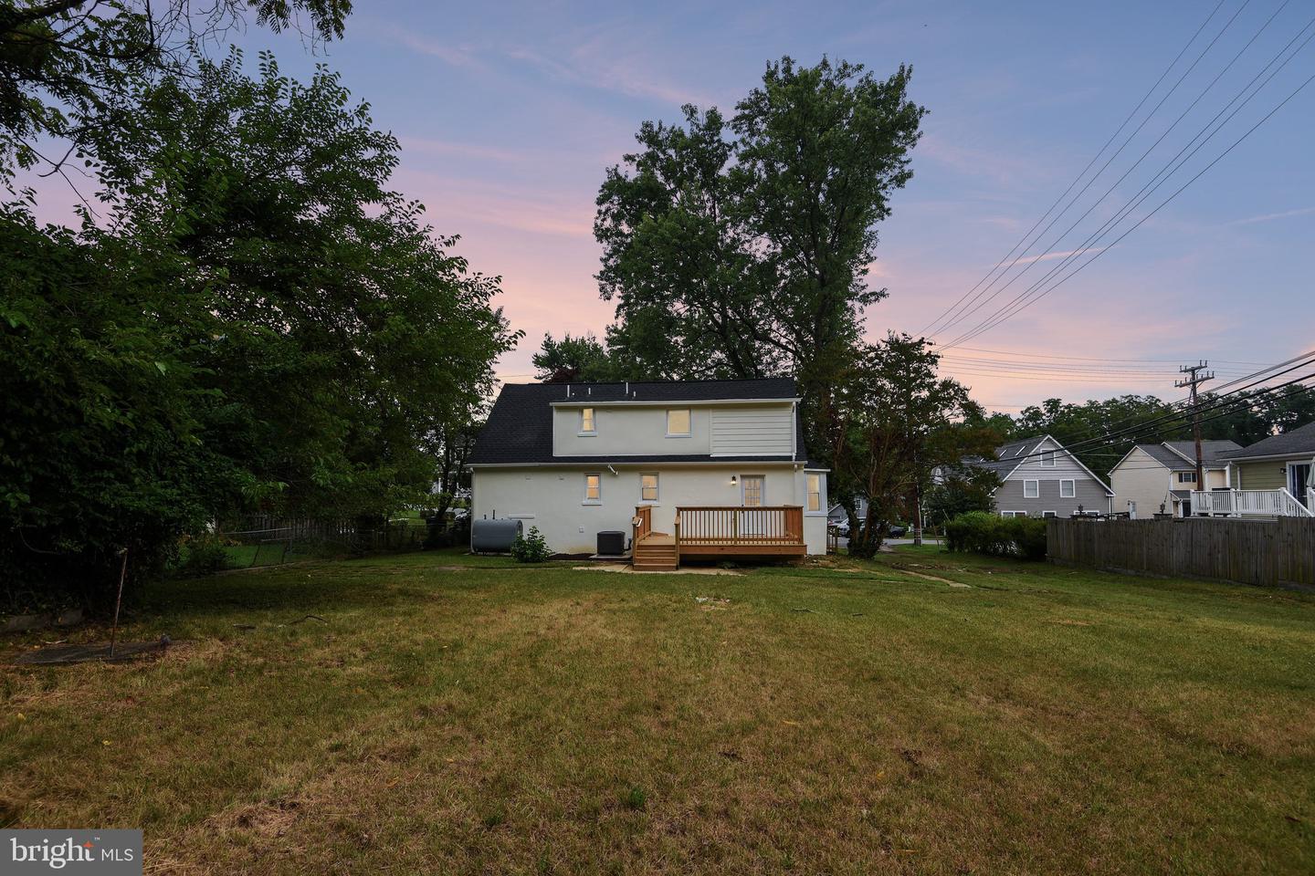 36 Wade Ave Property Photo 2