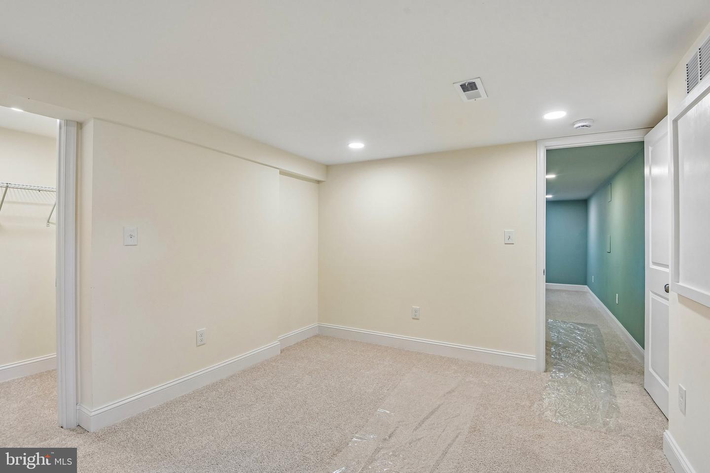 36 Wade Ave Property Photo 35