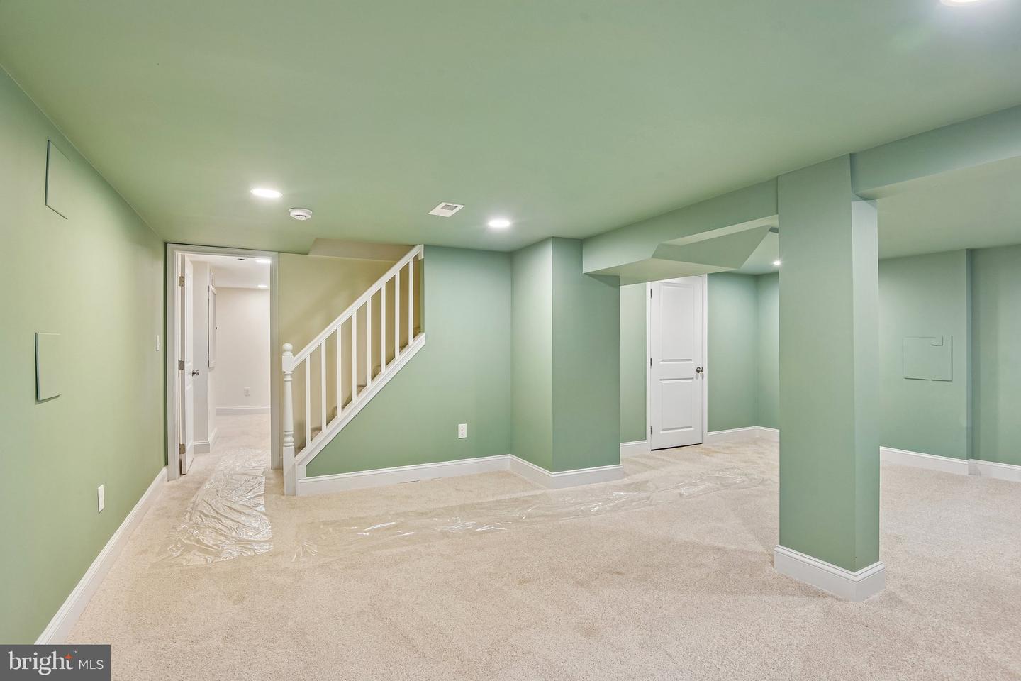 36 Wade Ave Property Photo 37