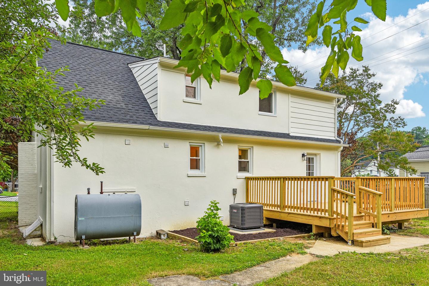 36 Wade Ave Property Photo 43