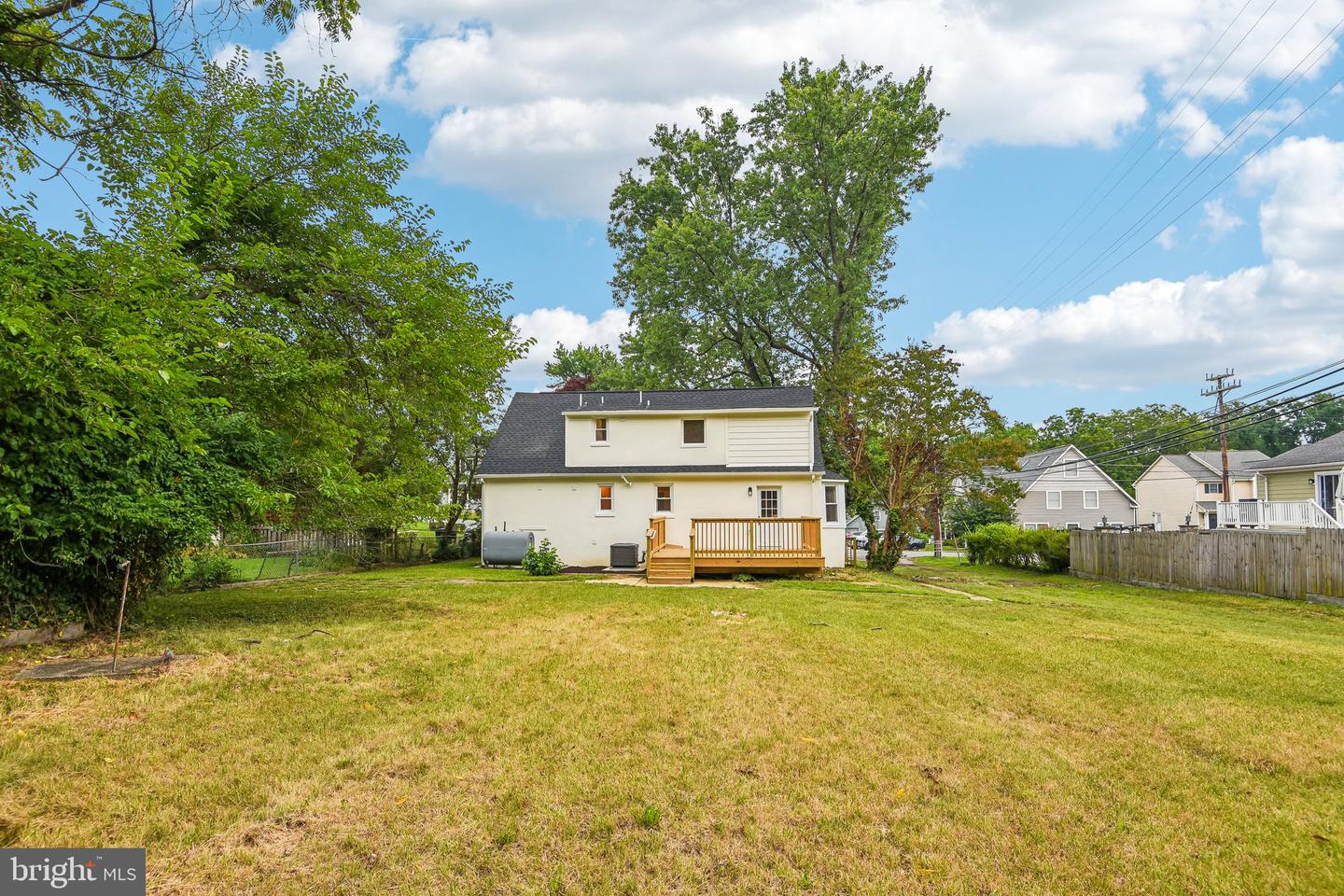 36 Wade Ave Property Photo 44