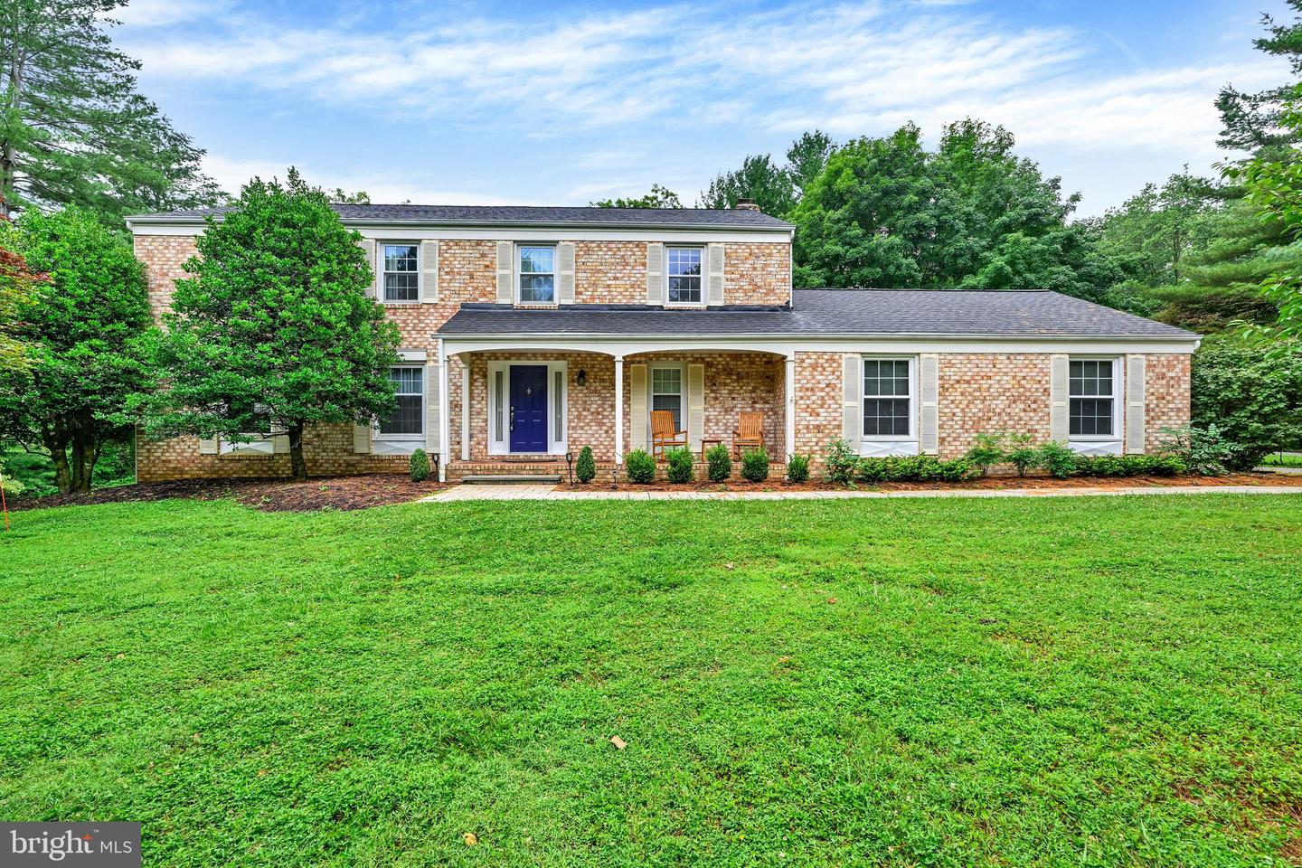 14210 Greencroft Ln Property Photo 3