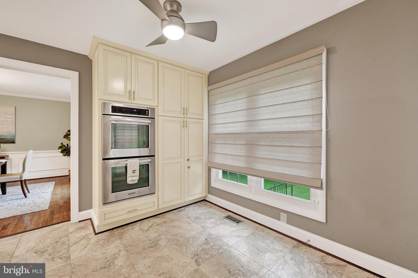 14210 Greencroft Ln Property Photo 17
