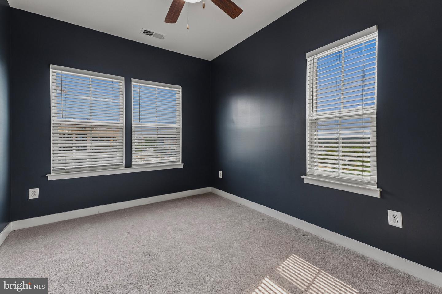 6300 Osterley St Property Photo 41