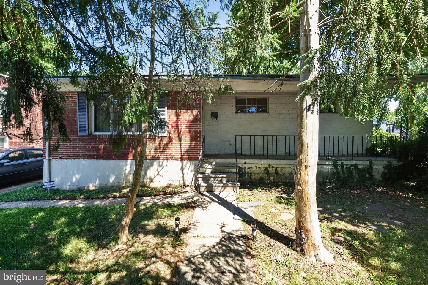 5002 PATTERSON AVE