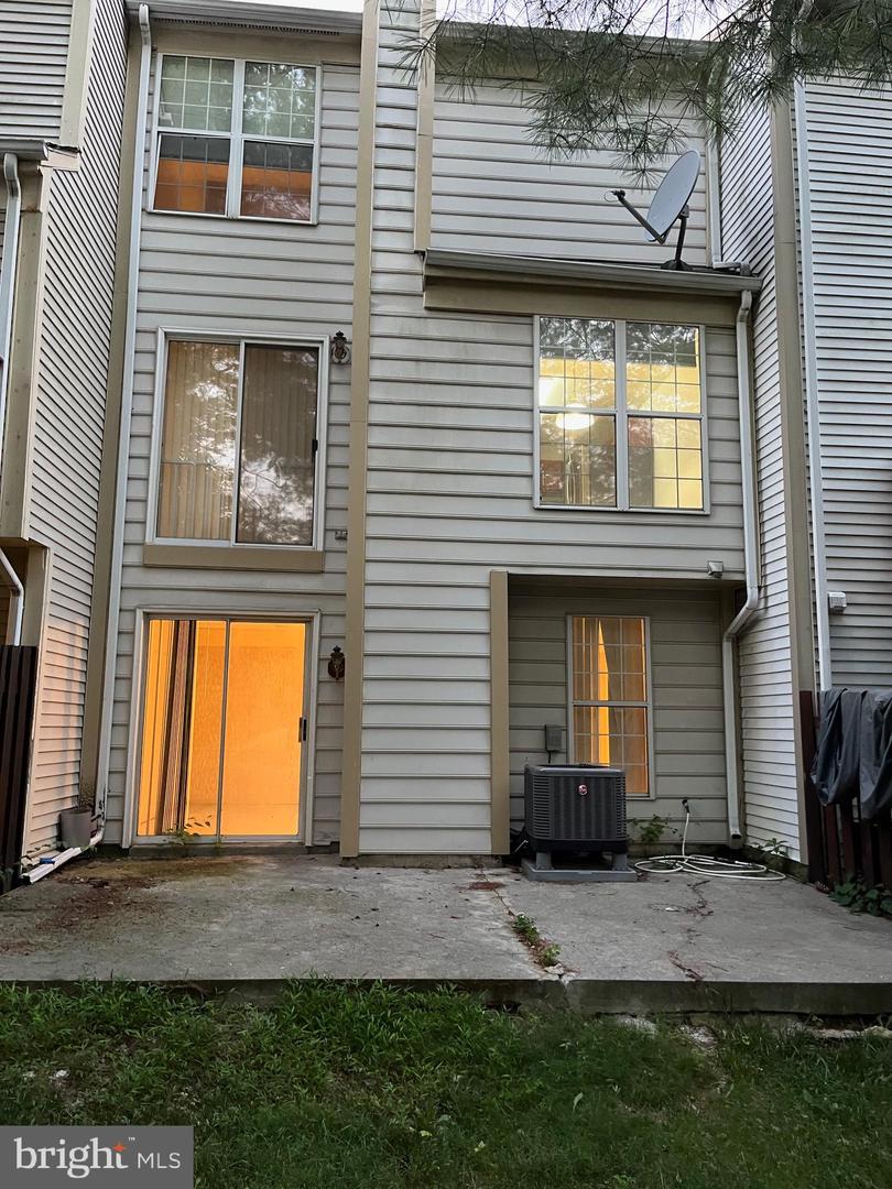 33 Hiddencreek Ct Property Photo 17