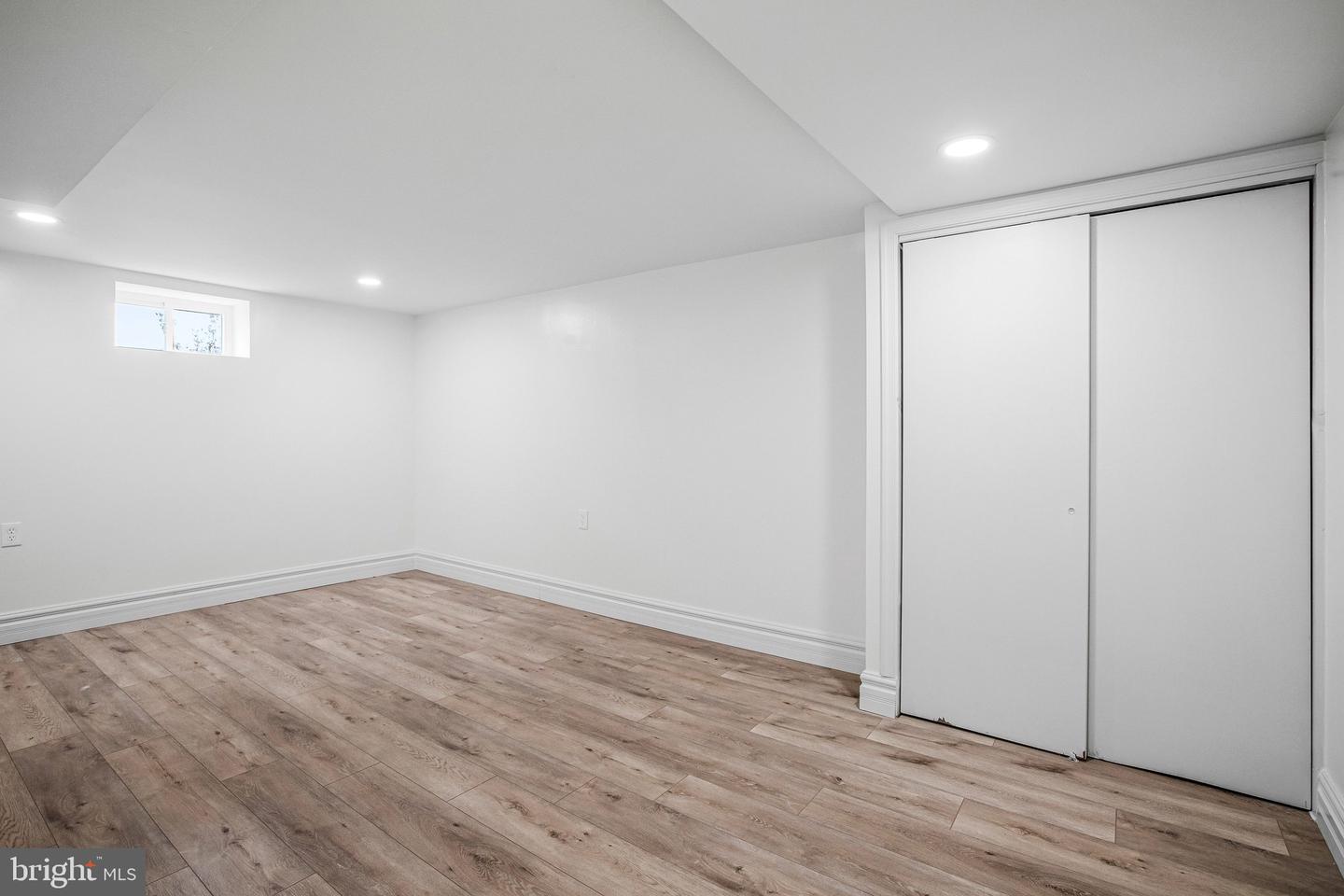 7144 Bexhill Property Photo 12