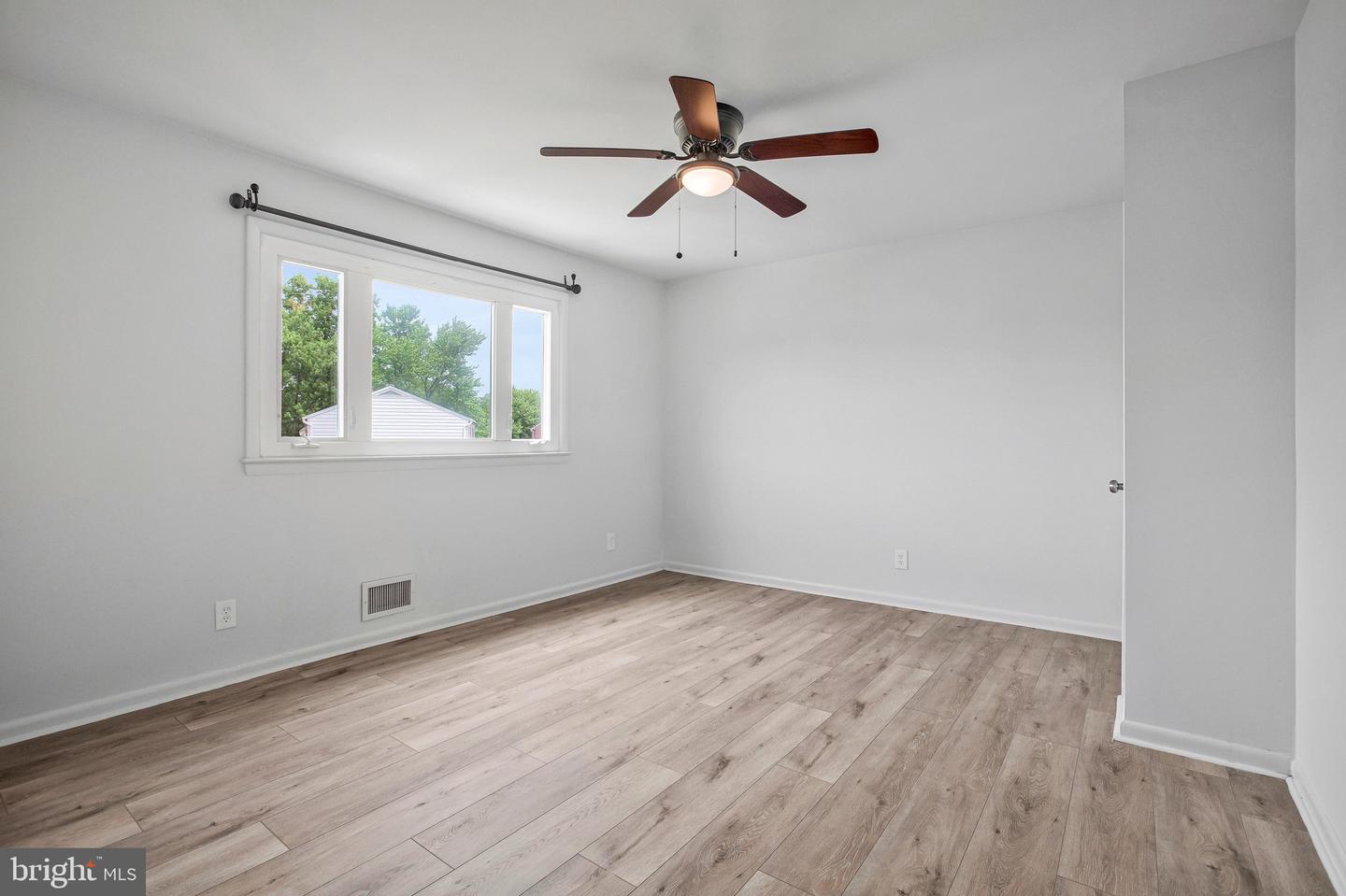 7144 Bexhill Property Photo 19