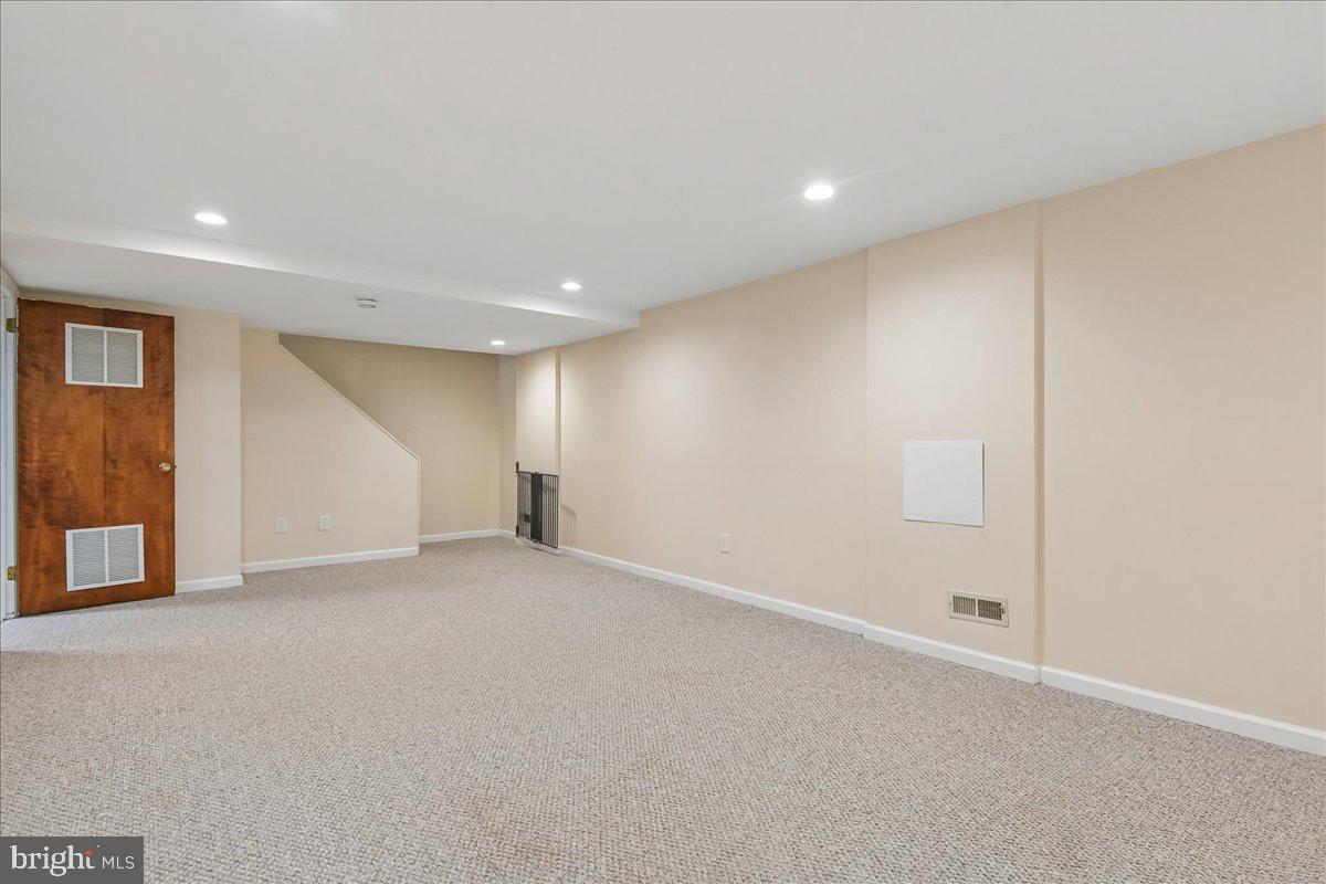 535 Dunkirk Rd Property Photo 25