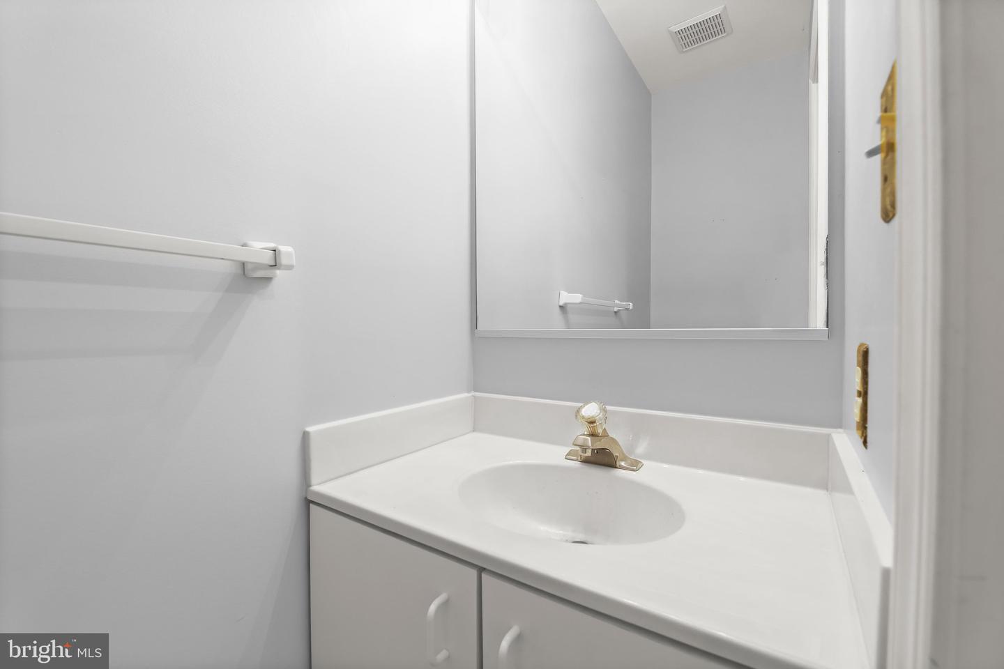 16 Hewetson Ct Property Photo 40