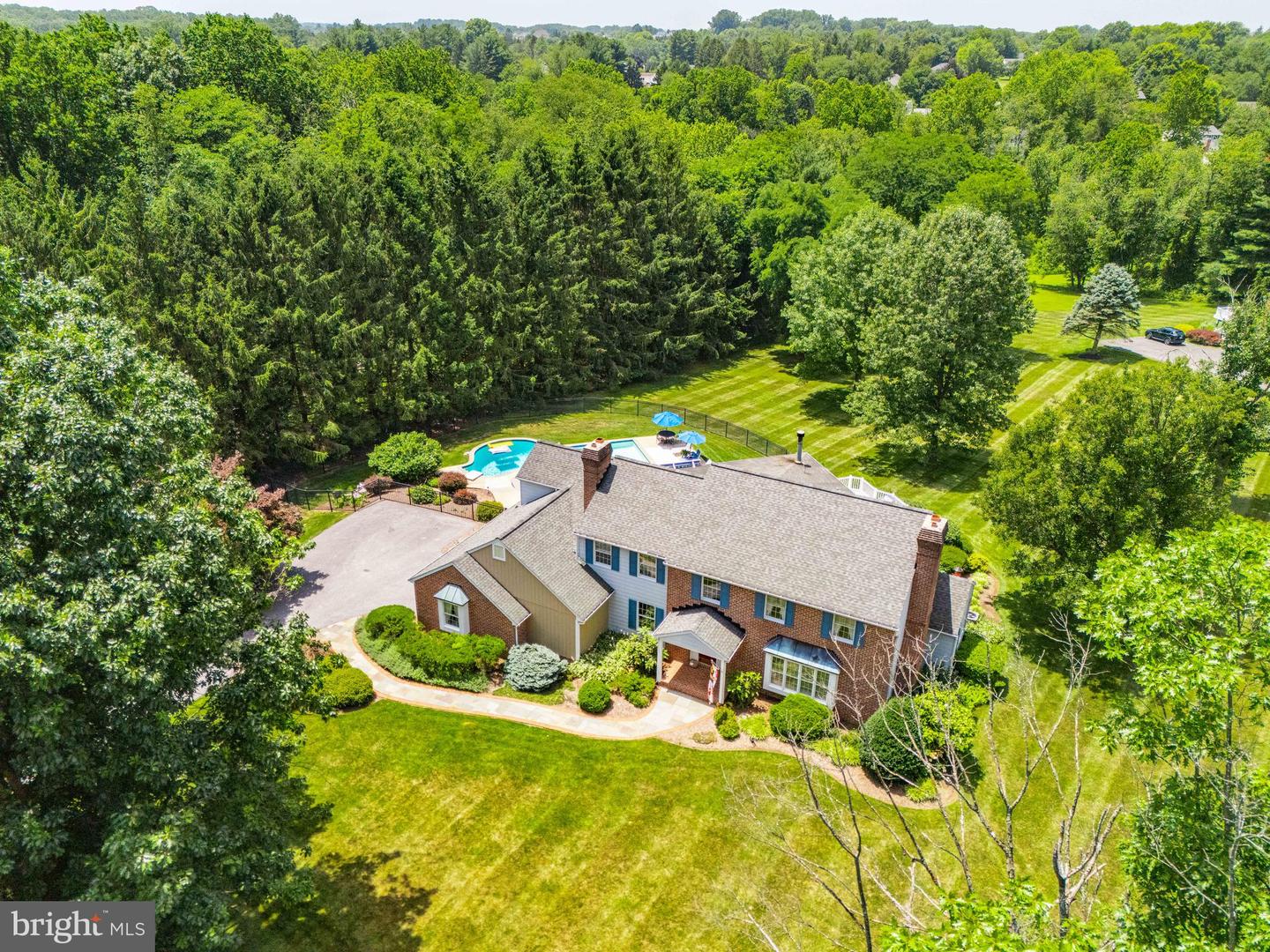 16 Kincaid Ct Property Photo 1
