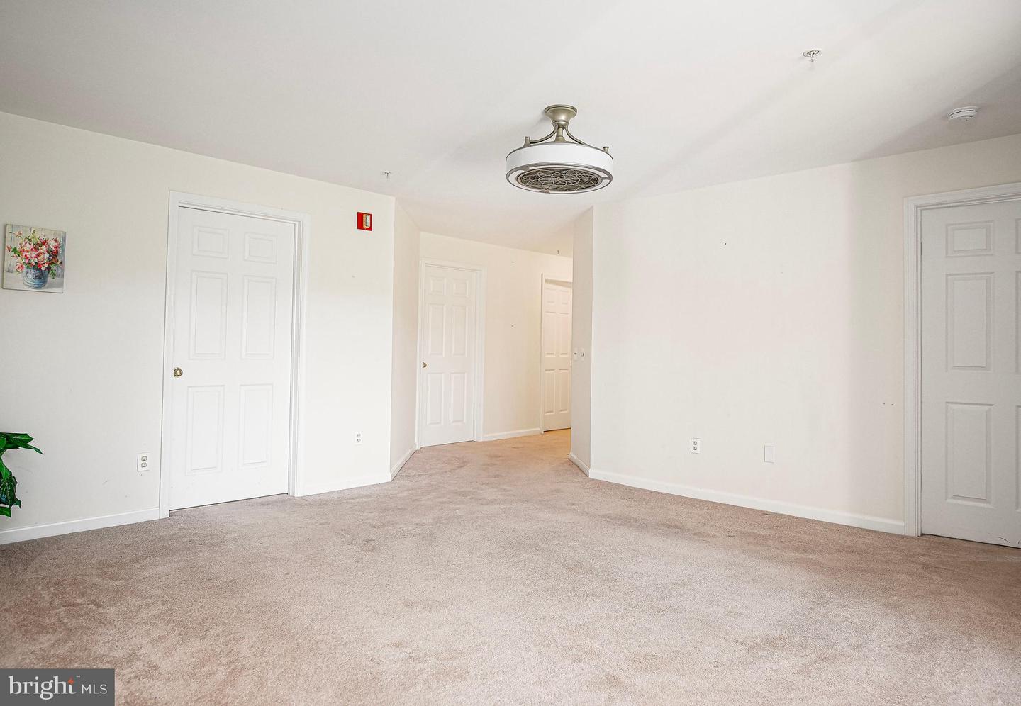 8809 Stone Ridge Cir #103 Property Photo 18