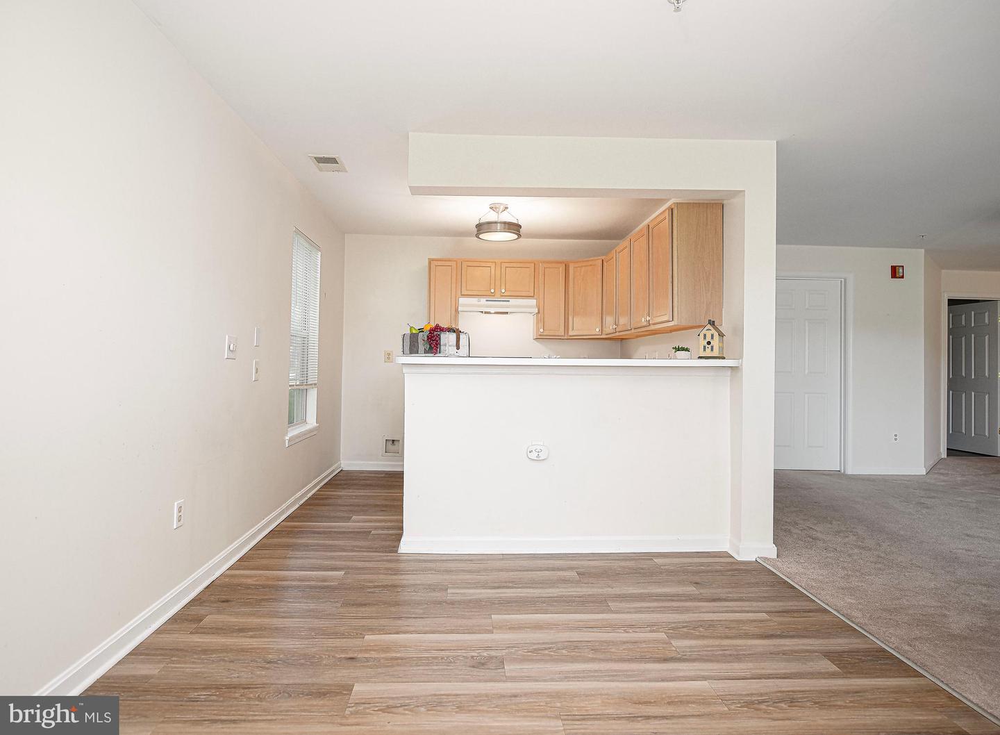 8809 Stone Ridge Cir #103 Property Photo 22