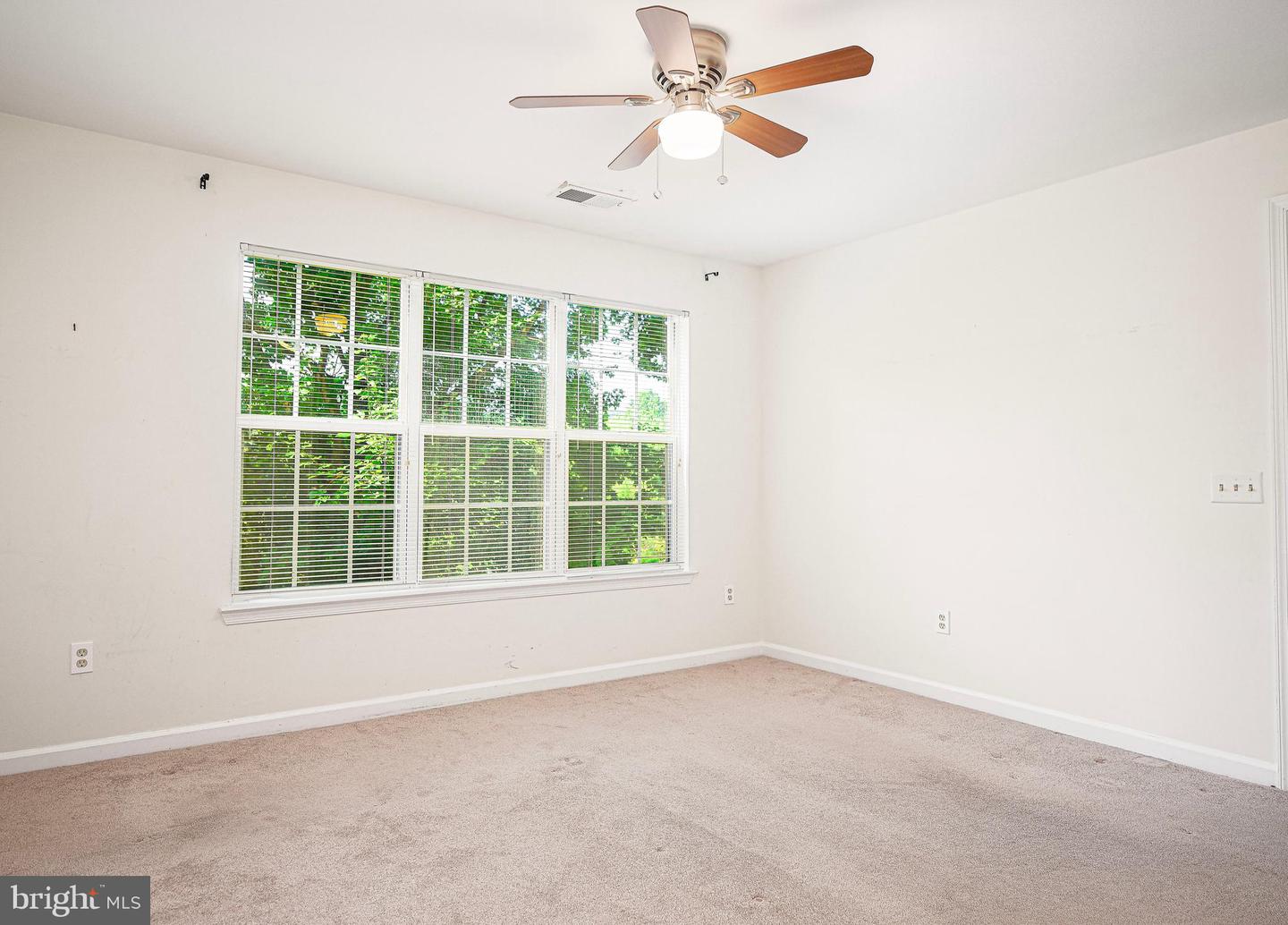 8809 Stone Ridge Cir #103 Property Photo 27