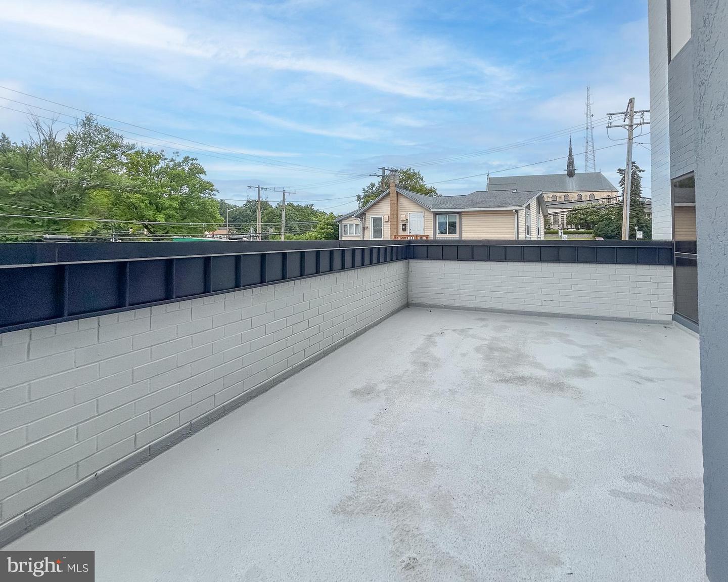 606 Baltimore Ave #102 Property Photo 63