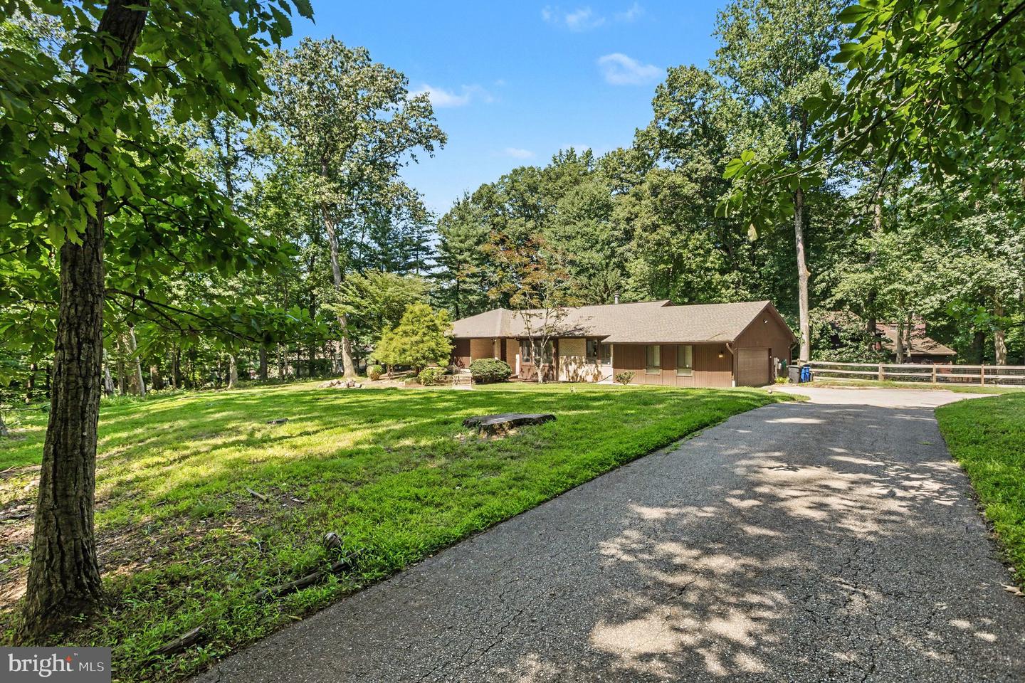 2306 Caves Rd Property Photo 1