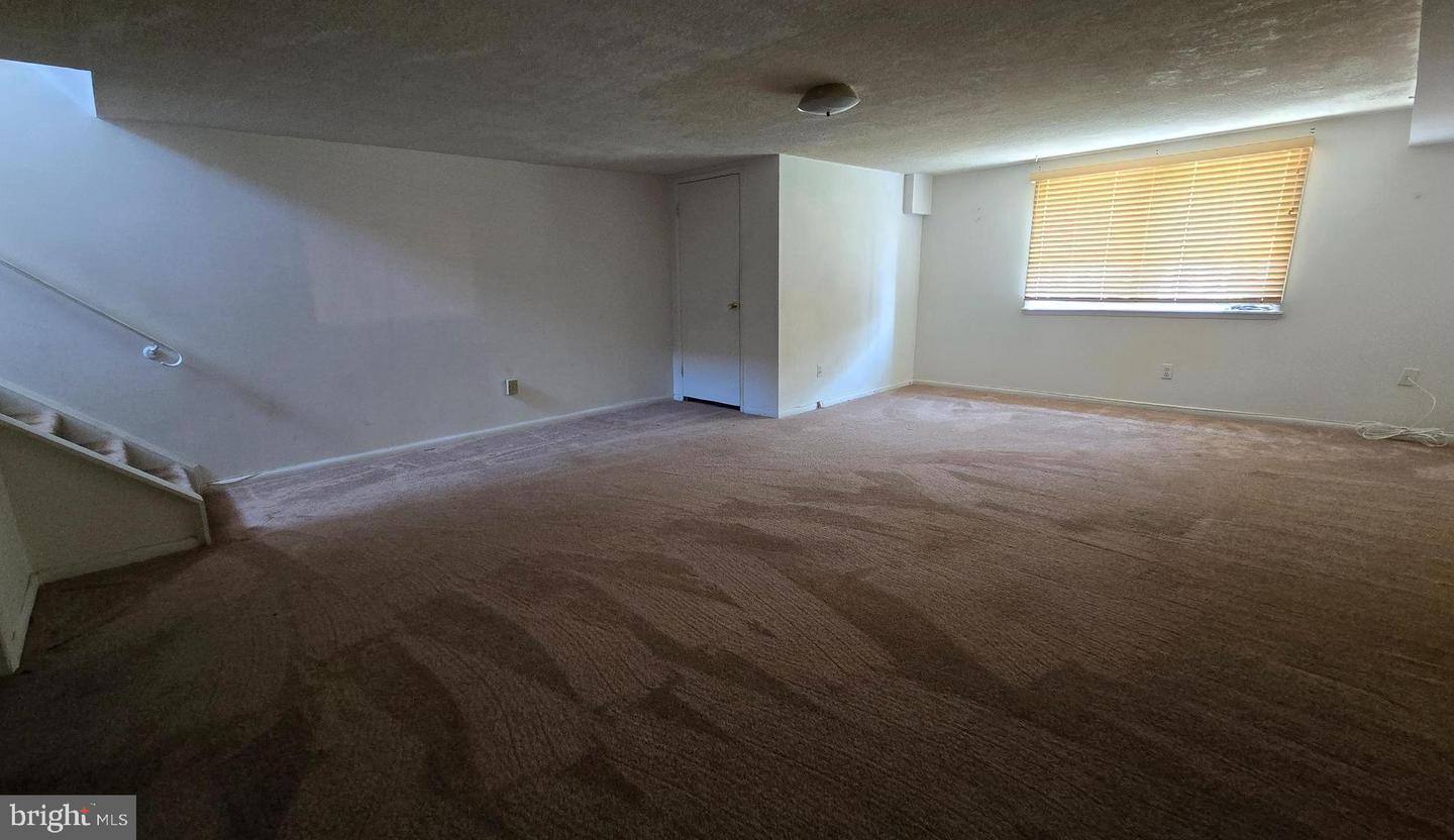 1016 Grovehill Rd Property Photo 33