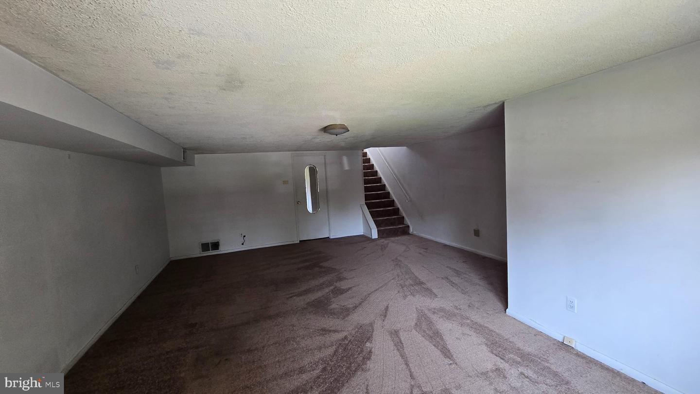 1016 Grovehill Rd Property Photo 37
