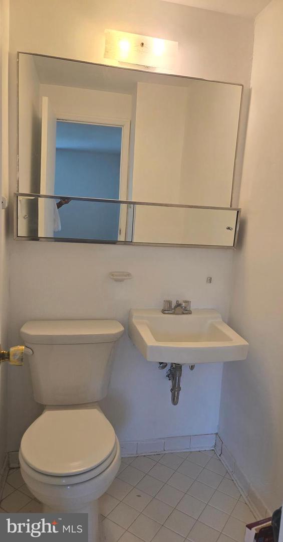 1016 Grovehill Rd Property Photo 49
