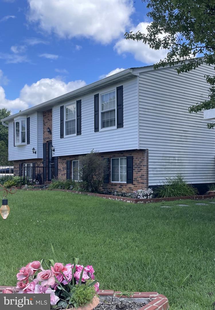 1 PEARLWOOD CT