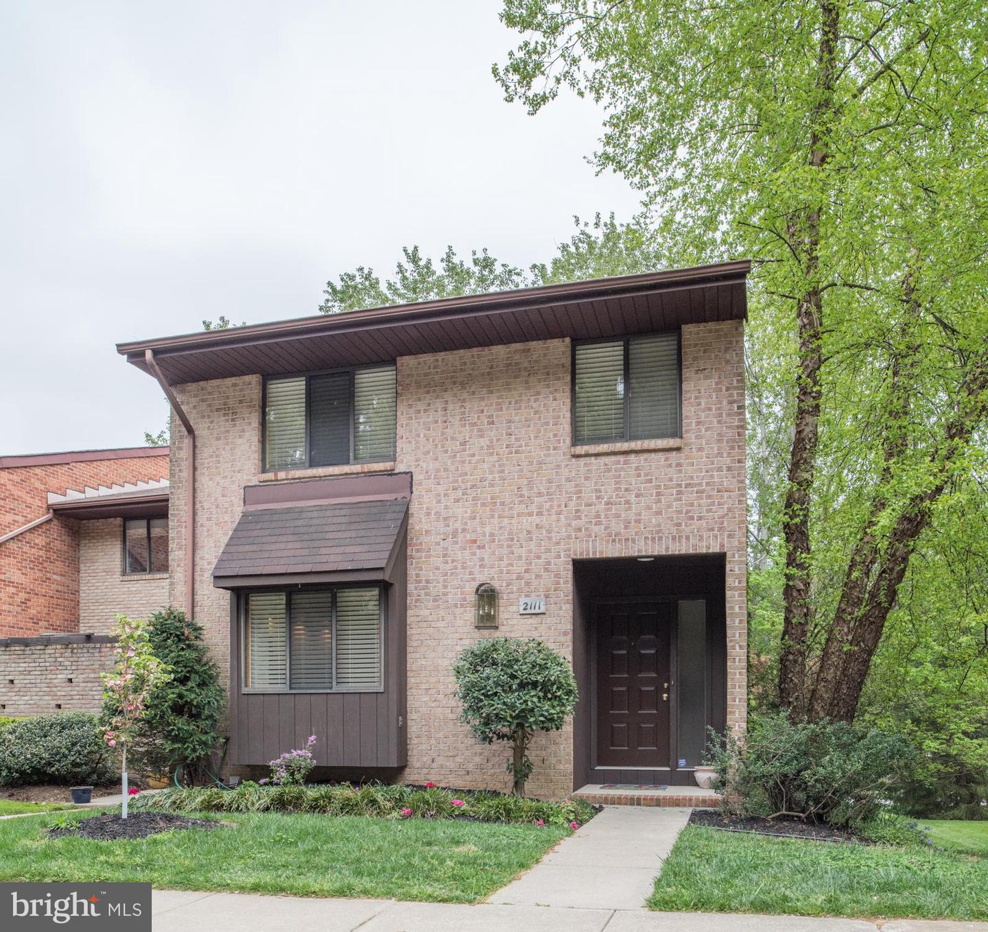 2111 CHAPEL VALLEY LN
