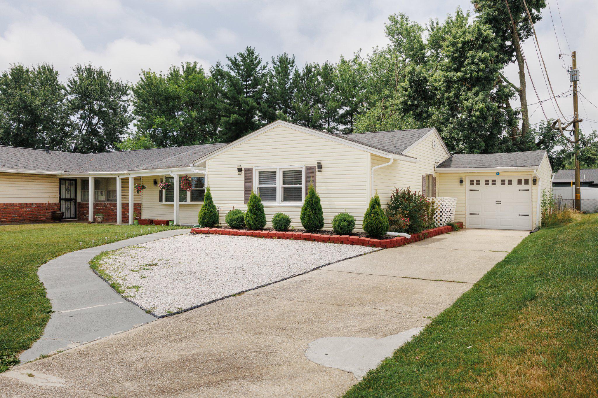 2106 N Rolling Rd N Property Photo 7