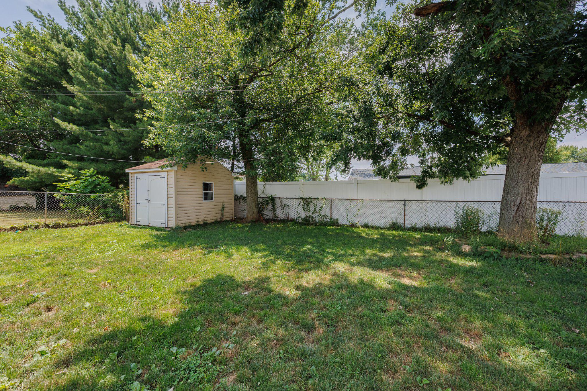 2106 N Rolling Rd N Property Photo 23