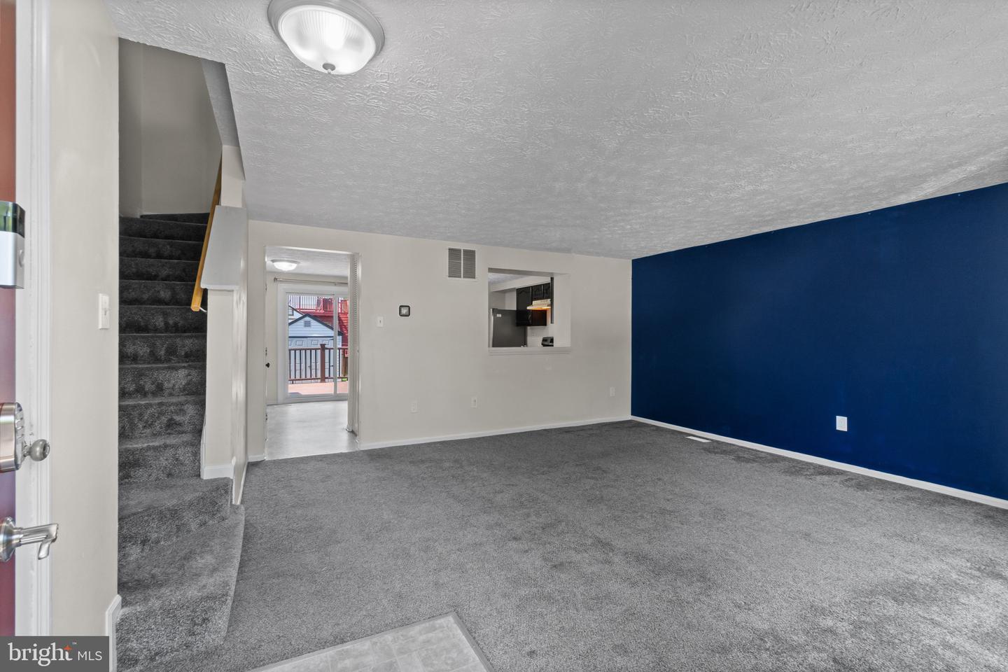 3712 Timahoe Cir Property Photo 4