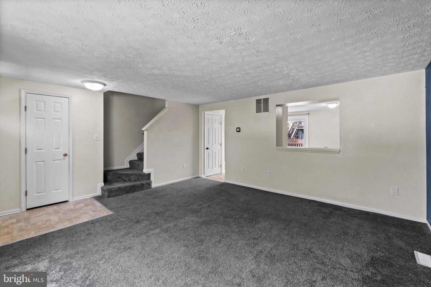 3712 Timahoe Cir Property Photo 5